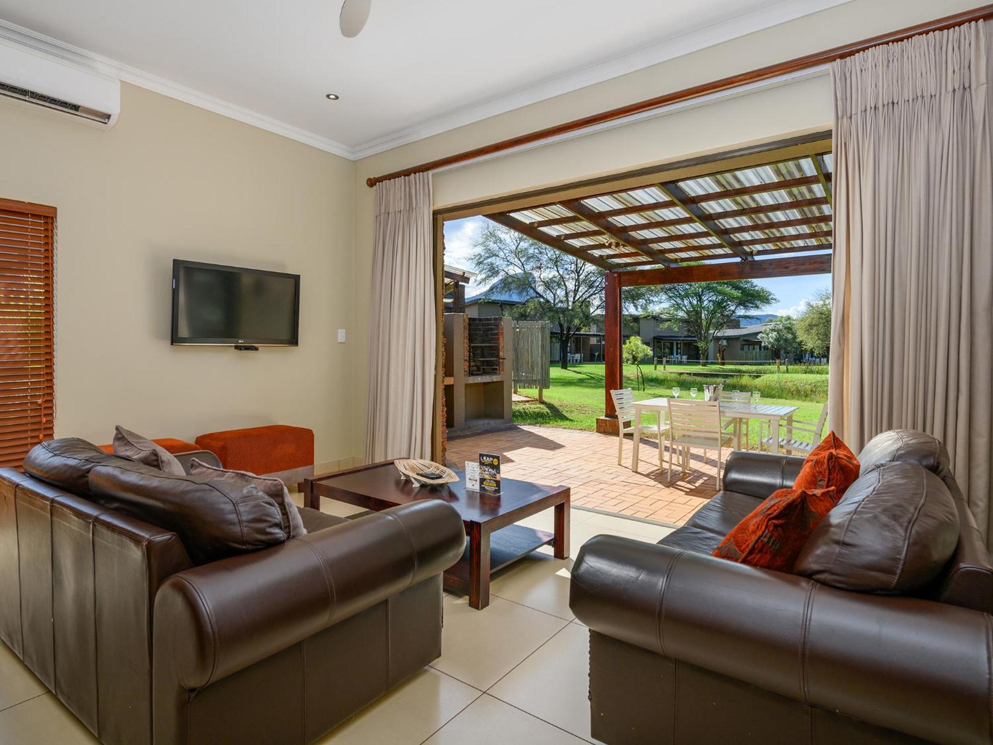 Monomotapa Village @ Legend Golf And Safari Resort Golders Green Exterior foto